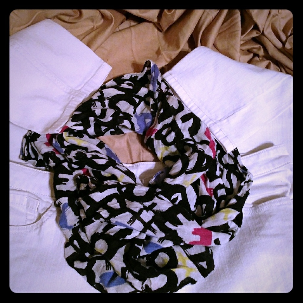 Bisou Bisou white jeans